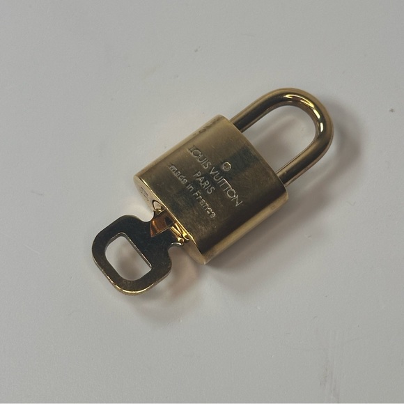 Louis Vuitton Gold Lock and Key #310 - Picture 7 of 8